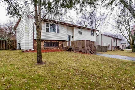 829 Liberty Dr, Deforest, WI