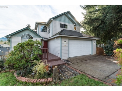 1391 Hudson Ave, Cottage Grove, OR