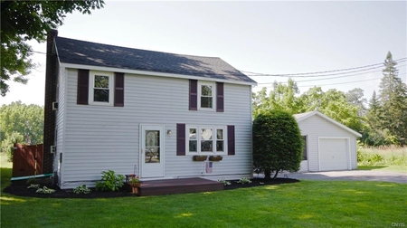 13 Hungerford Ave, Adams, NY