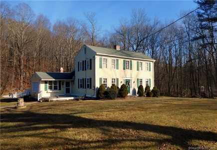 240 Colebrook Rd, Winsted, CT