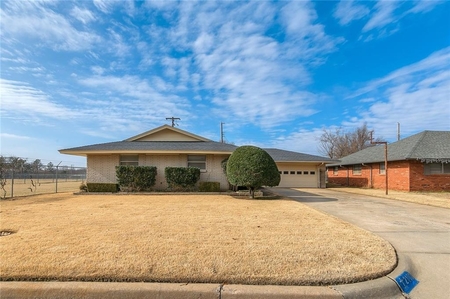 2101 N Willow Ave, Bethany, OK