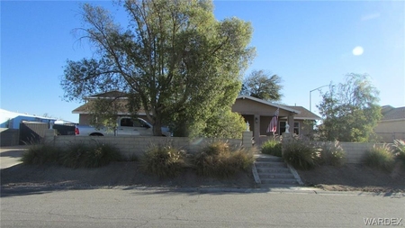 1740 Lynn Dr, Bullhead City, AZ