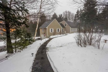 116 Irving Dr, Weare, NH