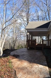 290 Skyview Ln, Mount Airy, NC