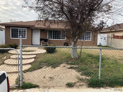 334 Tyree Toliver St, Bakersfield, CA