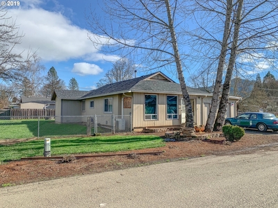 366 Sunset St, Sutherlin, OR