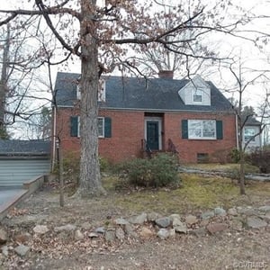 305 N Temple Ave, Colonial Heights, VA