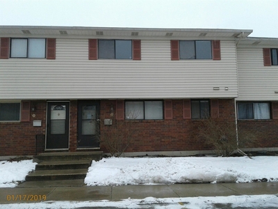 329 W Anderson St, Crown Point, IN