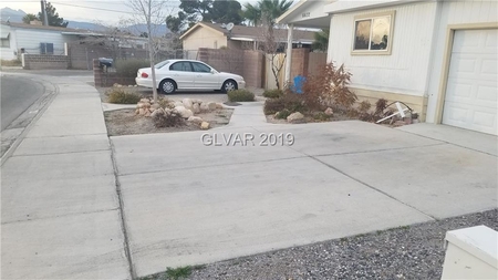 6632 Plumflower Ln, Las Vegas, NV