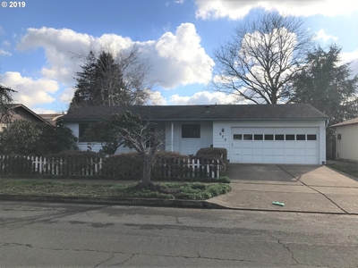 675 T St, Springfield, OR
