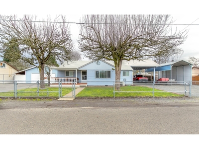 255 S 51st St, Springfield, OR