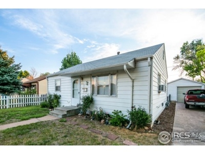 2305 5th Ave, Greeley, CO