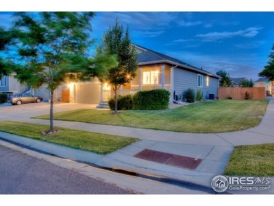 601 Stoney Brook Rd, Fort Collins, CO