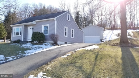 244 Albright Rd, Newmanstown, PA