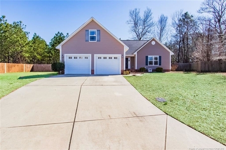 4405 Forest Park Ct, Hope Mills, NC