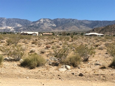 32120 Agate Rd, Lucerne Valley, CA