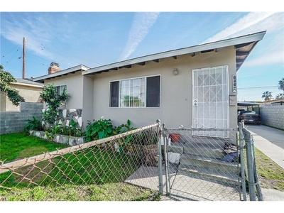 6464 Gage Ave, Bell Gardens, CA