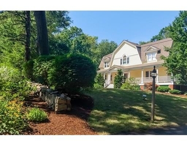 20 Thissell St, Beverly, MA