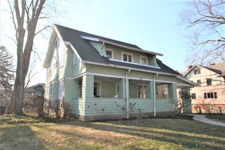100 Mayfield Ave, Akron, OH