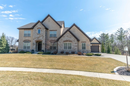 5215 Blessing Ct, Galena, OH