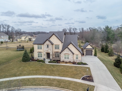 5215 Blessing Ct, Galena, OH