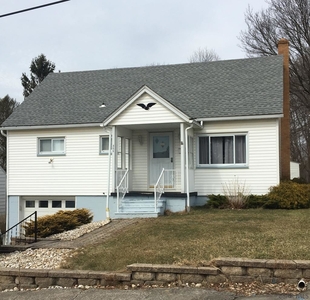 866 Leisure Ave, Johnstown, PA