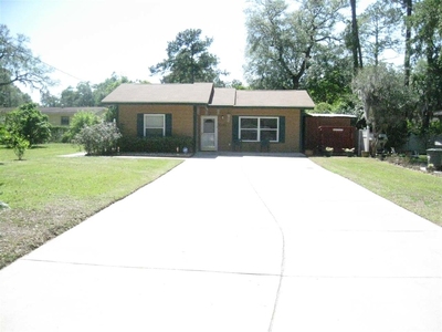 3120 Rackley Dr, Tallahassee, FL