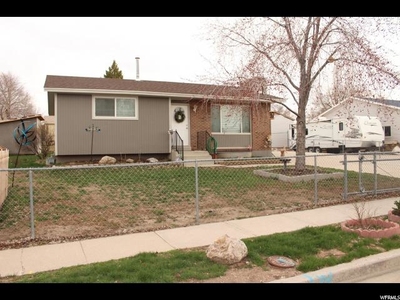 6527 W King Valley Rd, West Valley City, UT
