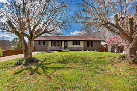 3211 Chilhowee Heights Rd, Maryville, TN