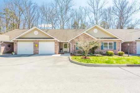 3942 Valley Creek Way, Knoxville, TN