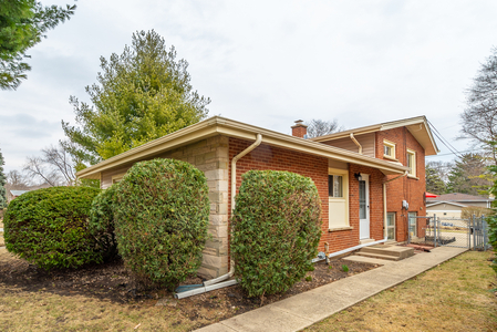 505 S Gibbons Ave, Arlington Heights, IL