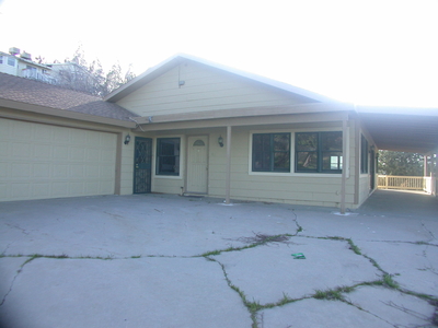 42704 Clydesdale Dr, Lake Hughes, CA
