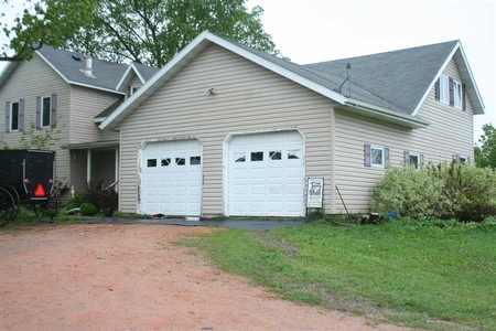 7205 North Rd, Arpin, WI