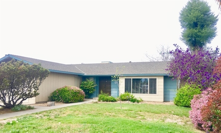 465 N Indiana St, Porterville, CA