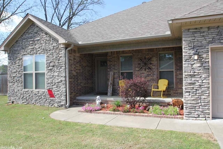 6 Jared Ln, Conway, AR