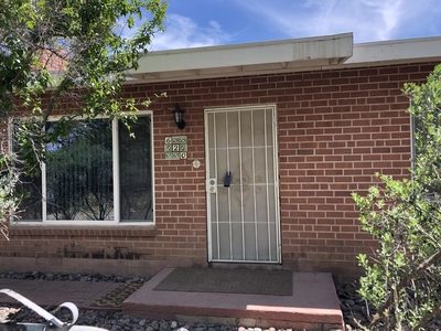 620 N Santa Rosa Ave, Tucson, AZ