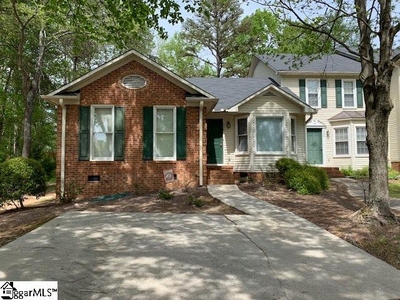 330 Angie Dr, Taylors, SC