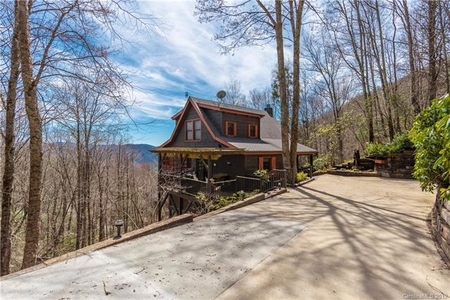 270 Leatherwood Dr, Maggie Valley, NC