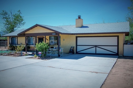 22747 South Rd, Apple Valley, CA