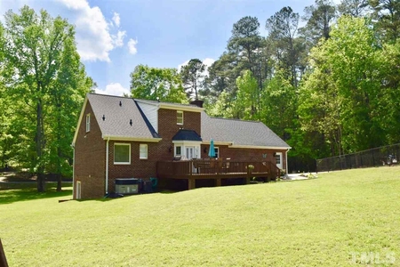 108 Colonial Dr, Youngsville, NC