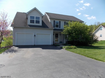 1415 Teds Way, Duncansville, PA