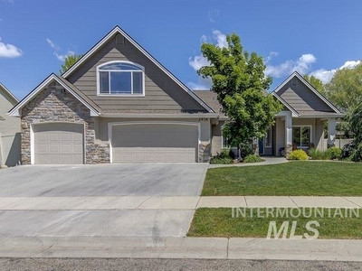2976 E Lucca Dr, Meridian, ID