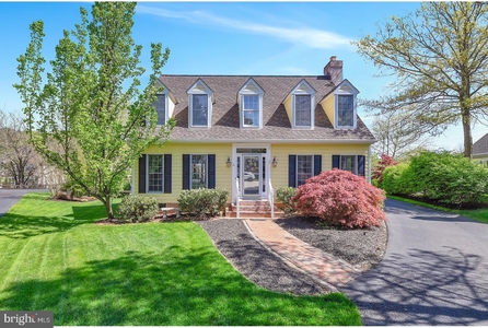 6 Shady Brook Ct, Lutherville Timonium, MD
