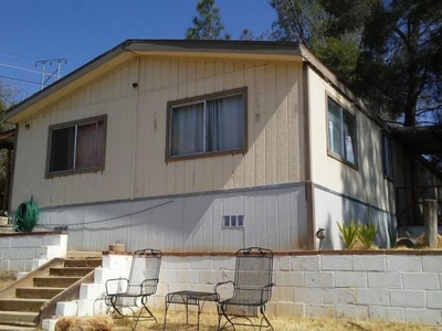 212 Old State Rd, Wofford Heights, CA