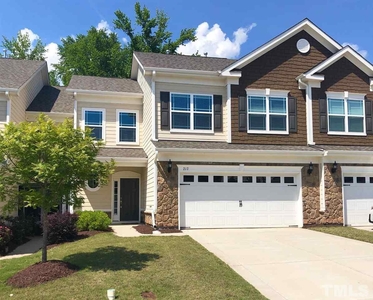 217 Mayfield Dr, Apex, NC