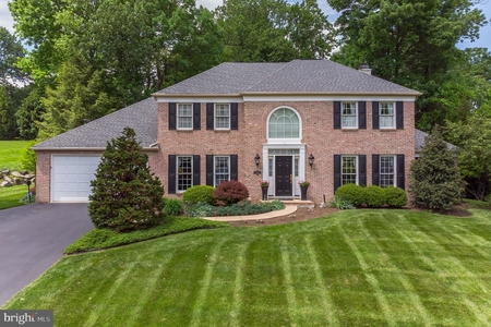 4333 Trophy Dr, Upper Chichester, PA