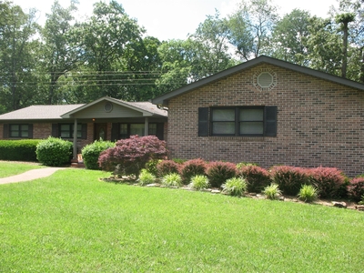 205 Houghton Dr, Winchester, TN