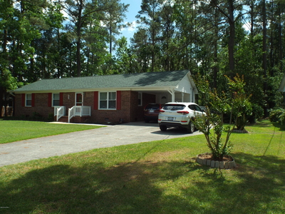 203 Pineview Rd, Jacksonville, NC