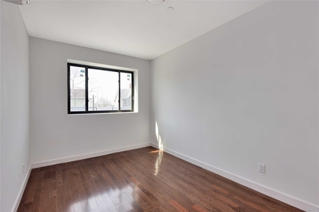 22-30 College Point Blvd, Queens, NY