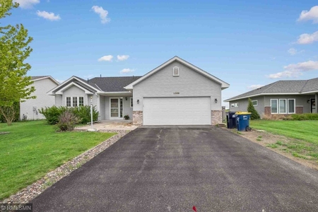 2509 Country View Dr, Northfield, MN